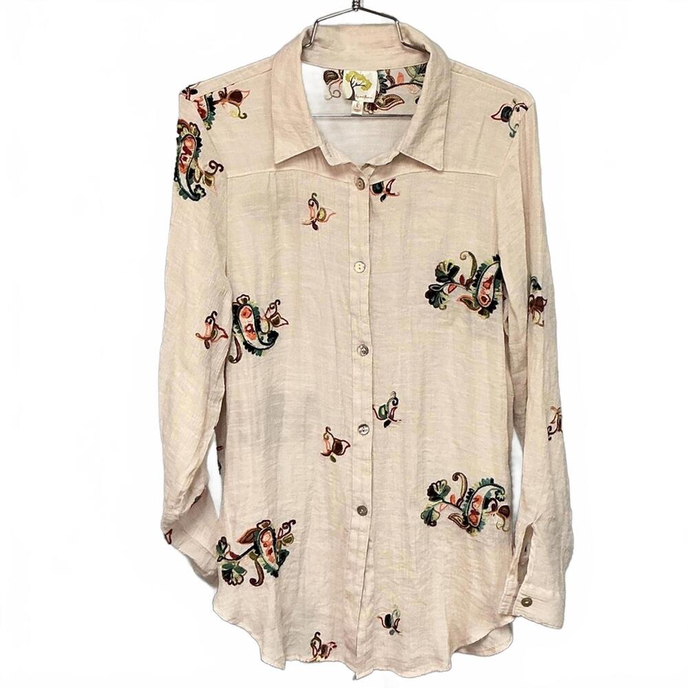 Fig and Flower Women’s Beige Embroidered Button-Up Blouse Boho style Large